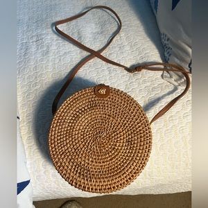 Round rattan purse- perfect condition